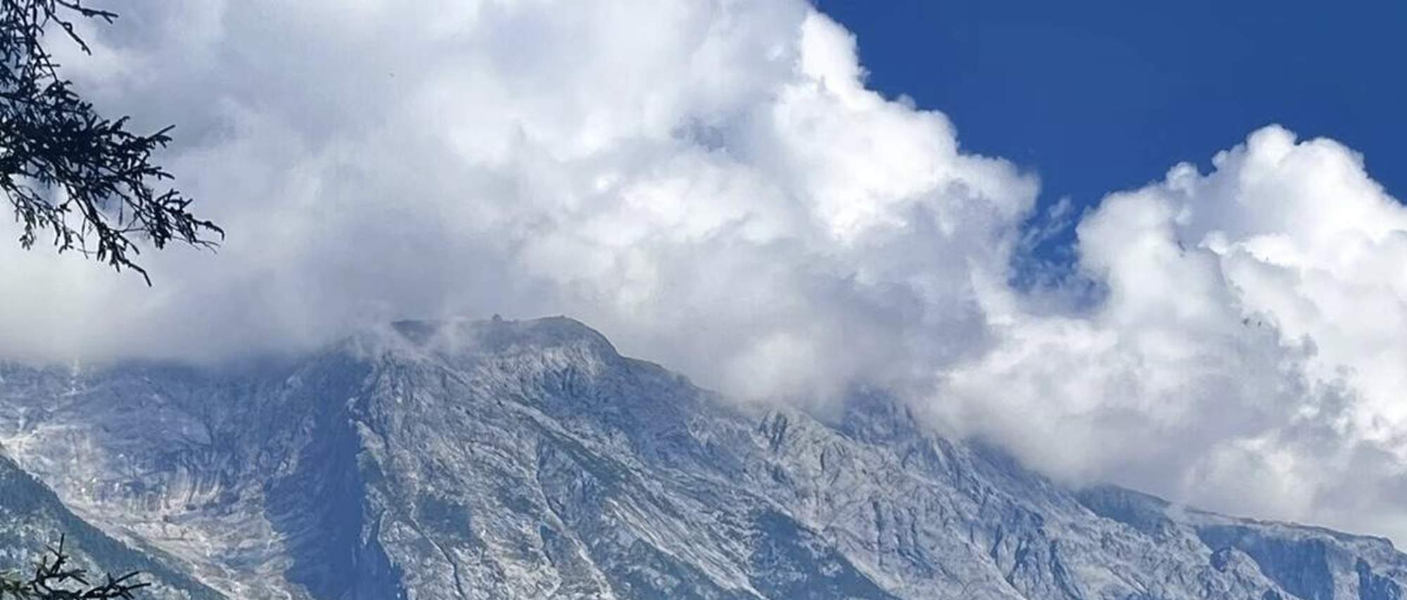 One-Day Round Trip to Jade Dragon Snow Mountain by Cable Car in